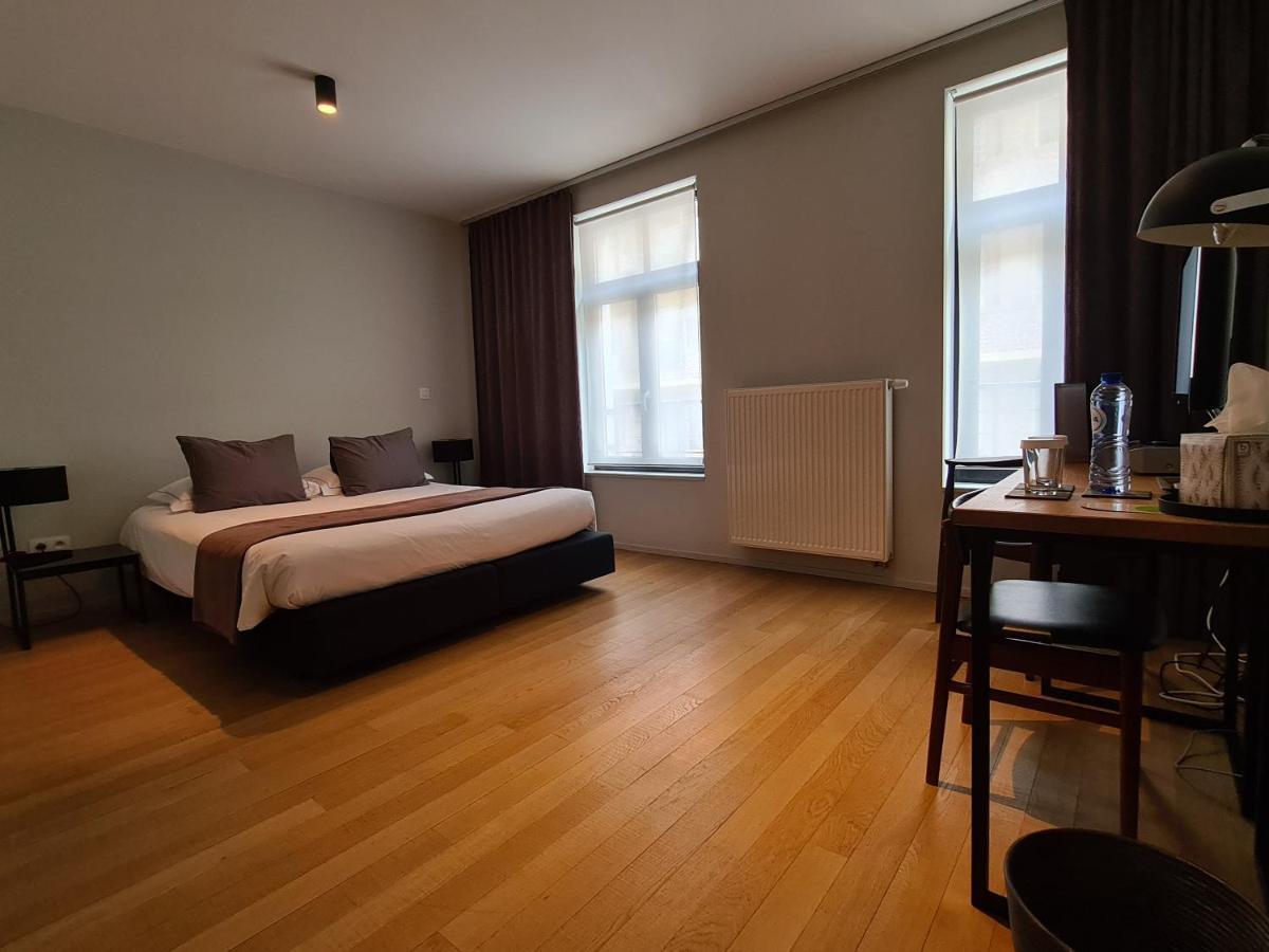B&B A Côté du Cinquantenaire Etterbeek Exterior foto